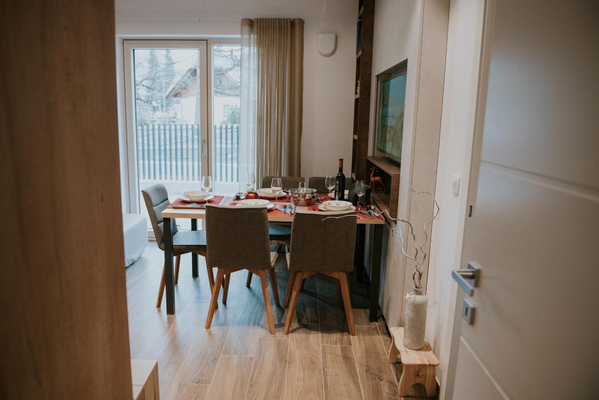 Vila Mojca Apartments Jasna & Jelka Краньска Гора Номер фото