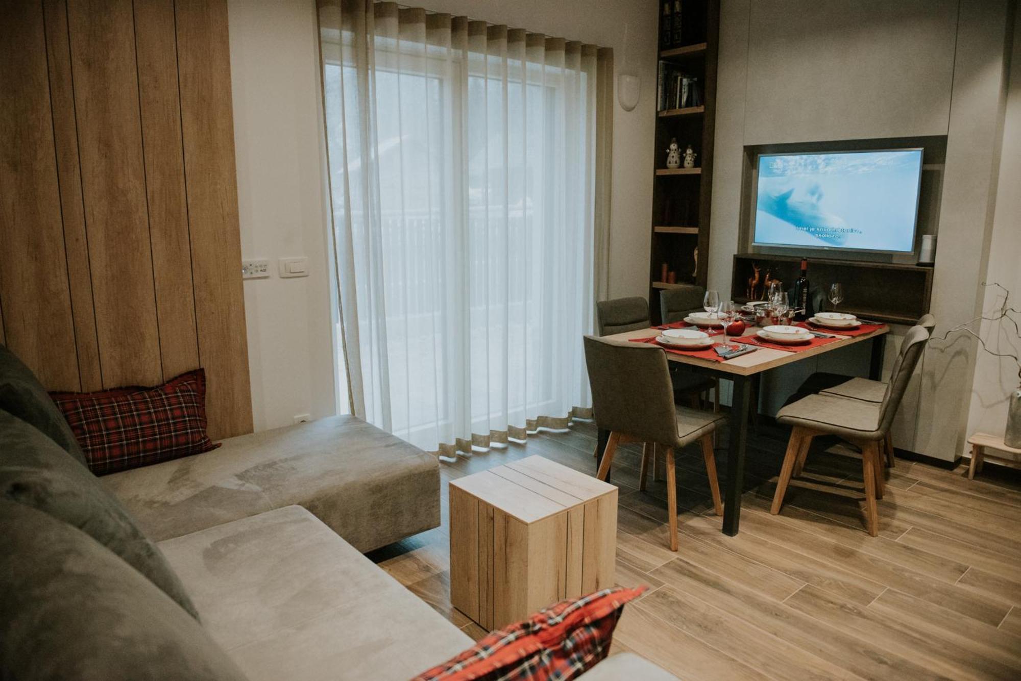Vila Mojca Apartments Jasna & Jelka Краньска Гора Номер фото
